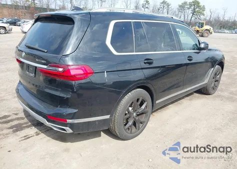 2021 BMW X7 xDrive40I z USA, uszkodzony, nr VIN 5UXCW2C05M9F51708